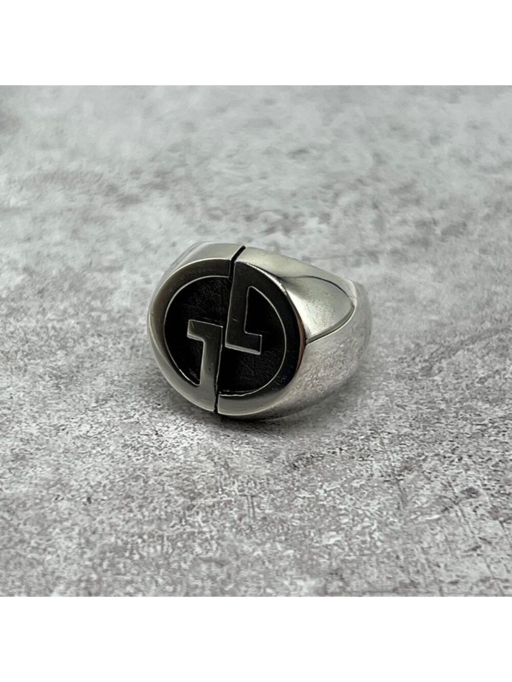 Gucci Interlocking G Wide Ring